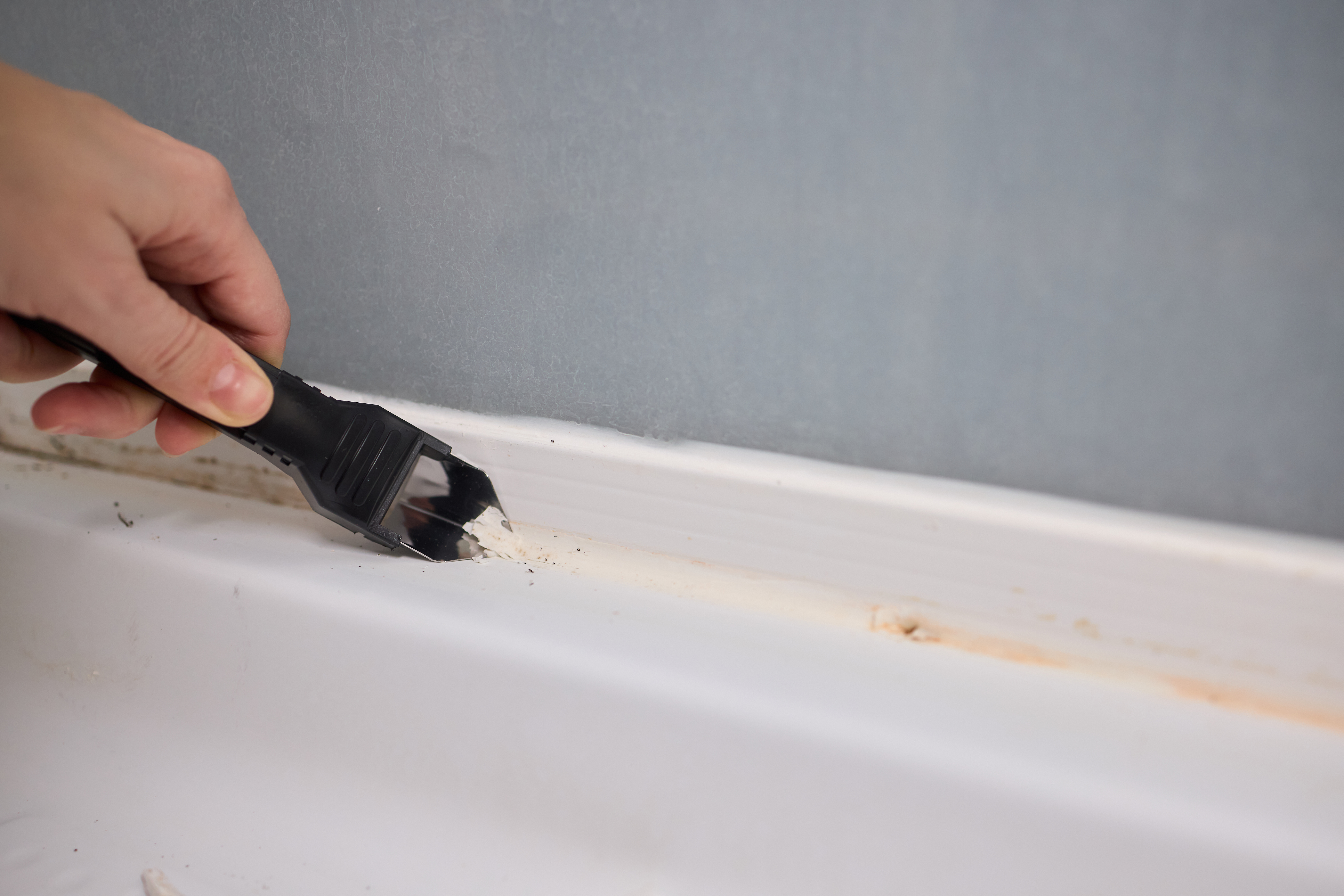 Sealant Already Applied but Still Leaking? Here Are the Most Common Causes