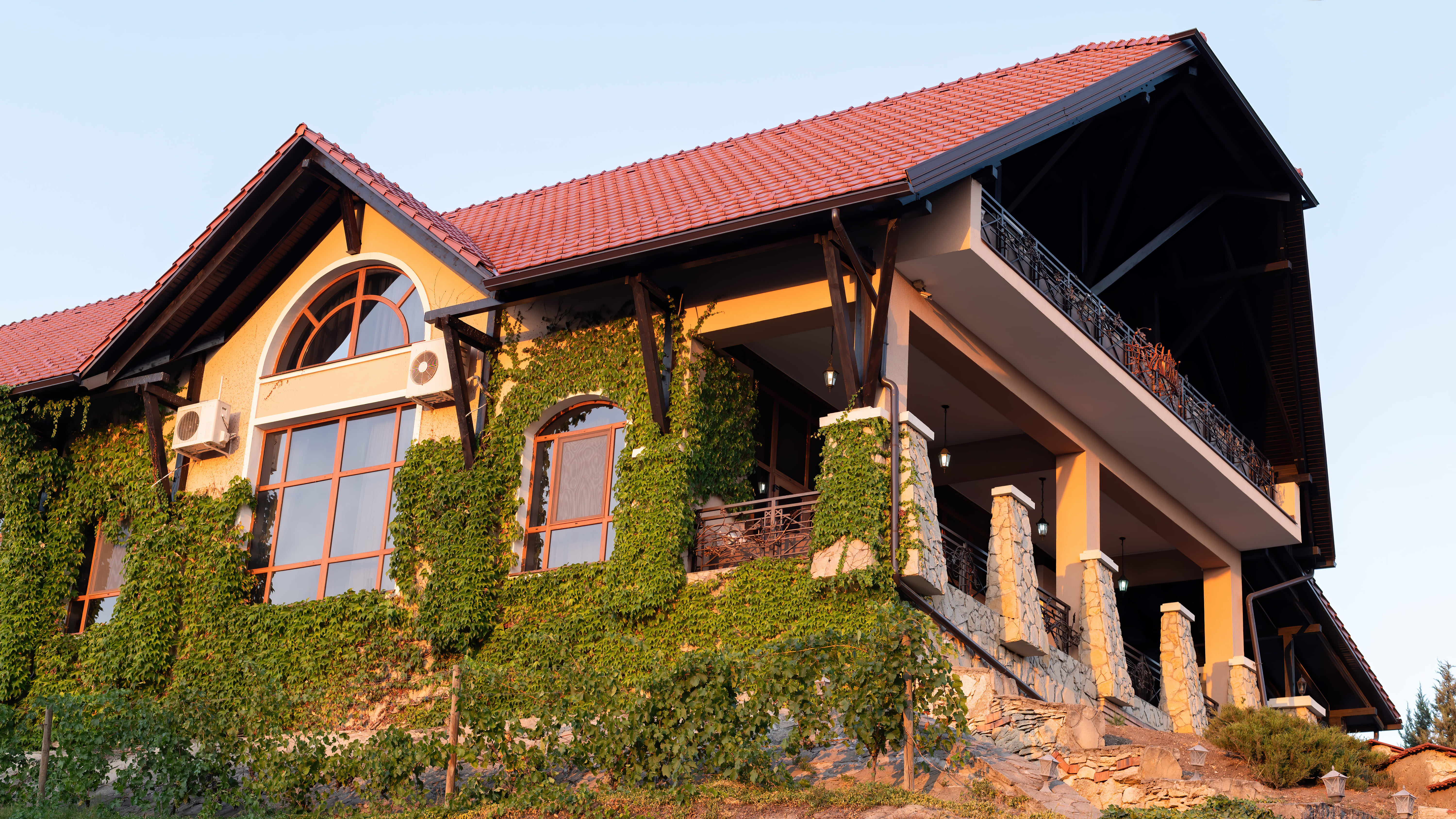 Is a West-Facing House Hotter? Here's Why and How to Reduce the Heat